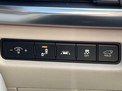 Used 2022 Kia Telluride EX w/ EX Premium Package image 25