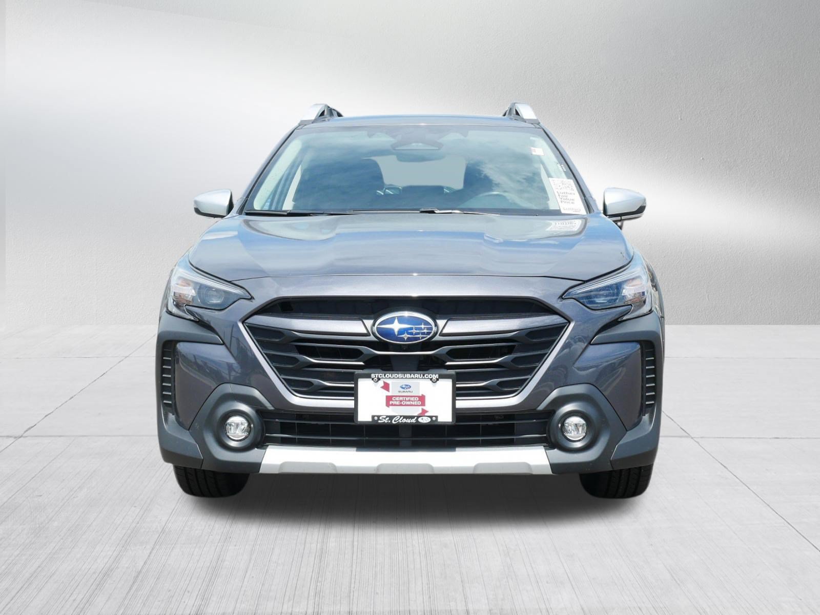 Used 2025 Subaru Outback Touring w/ Tech Package 3 AWD/4WD image 2
