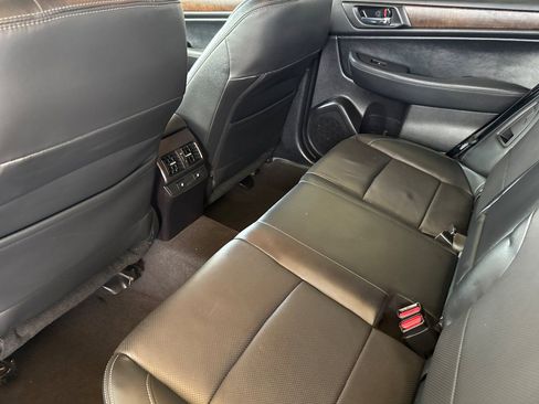 Used 2016 Subaru Outback 2.5i Limited image 14