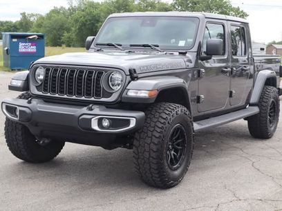 Used 2025 Jeep Gladiator Sport