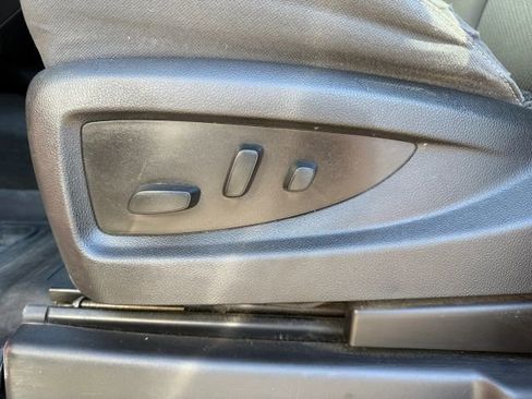 Used 2017 Chevrolet Silverado 1500 LT w/ All Star Edition image 41