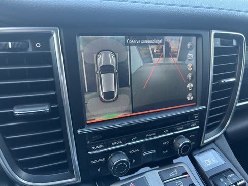 Used 2014 Porsche Panamera 4S image 28
