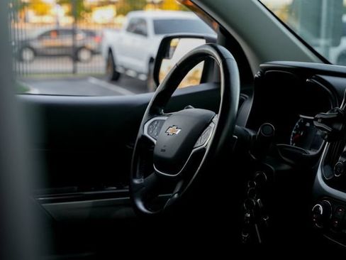 Used 2019 Chevrolet Colorado ZR2 w/ LPO, Premium Interior Package AWD/4WD image 37