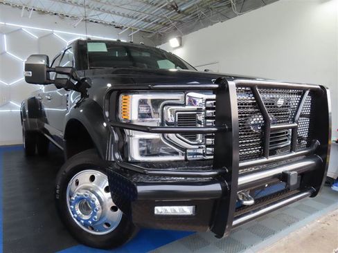 Used 2020 Ford F450 King Ranch w/ King Ranch Ultimate Package image 3