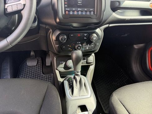 Used 2021 Jeep Renegade Sport AWD/4WD image 11
