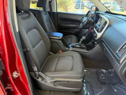 Used 2015 GMC Canyon SLE RWD image 31