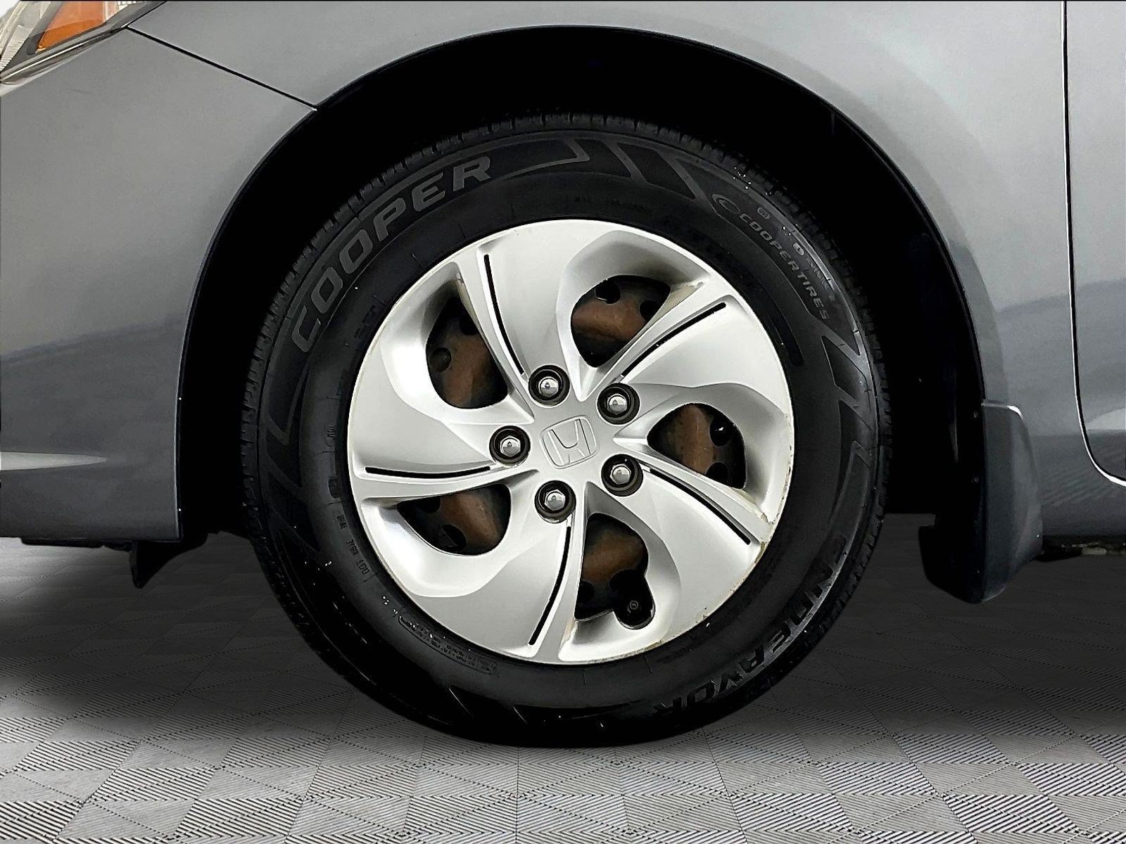 Used 2013 Honda Civic LX image 32