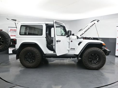 Used 2024 Jeep Wrangler Rubicon AWD/4WD image 27