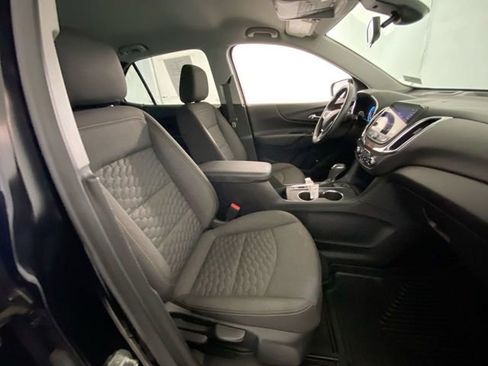 Used 2020 Chevrolet Equinox LT image 37