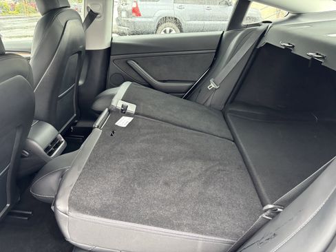 Used 2022 Tesla Model 3 Long Range AWD/4WD image 24