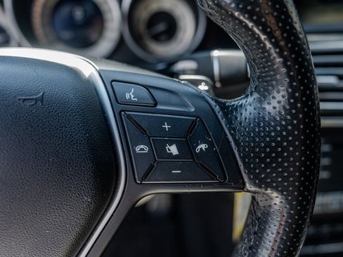 Used 2016 Mercedes-Benz E 350 Sedan image 17