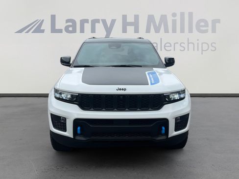 New 2025 Jeep Grand Cherokee Trailhawk AWD/4WD image 8