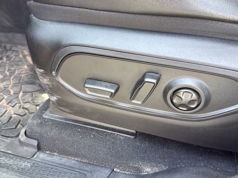 Used 2024 Jeep Grand Cherokee Limited w/ Luxury Tech Group II AWD/4WD image 27