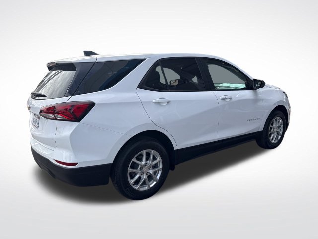 Certified 2024 Chevrolet Equinox LS w/ LS Convenience Package FWD image 6