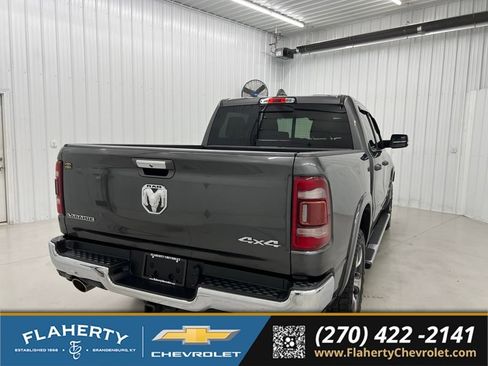 Used 2019 RAM 1500 Laramie AWD/4WD image 3