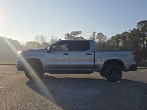 Used 2024 Chevrolet Silverado 1500 LT Trail Boss w/ Convenience Package II image 19