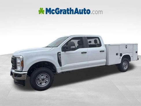 New 2026 Ford F250 XL w/ XL Chrome Package AWD/4WD image 7