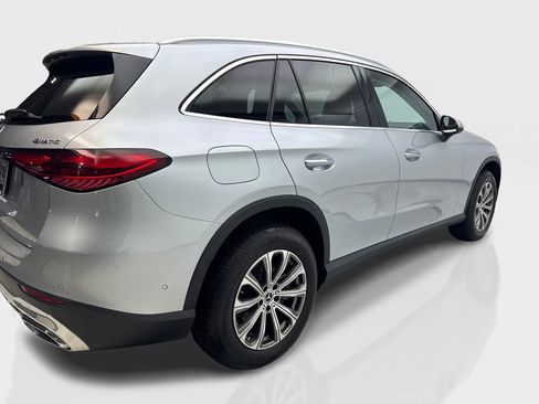 Used 2023 Mercedes-Benz GLC 300 4MATIC image 13