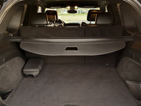 Used 2019 Jeep Grand Cherokee Limited image 12