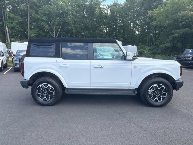 Used 2025 Ford Bronco Outer Banks AWD/4WD image 6