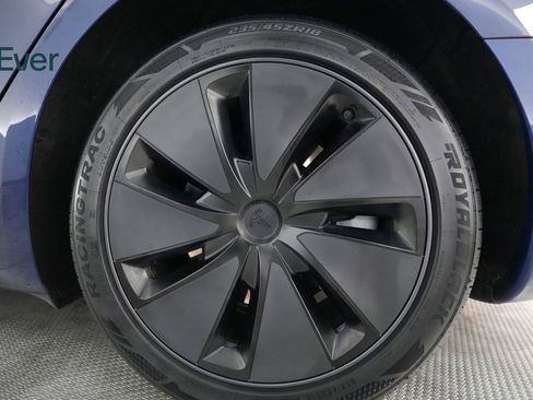 Used 2024 Tesla Model 3 Standard Range RWD image 9
