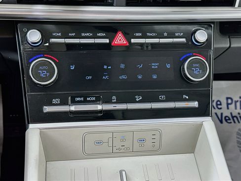 Certified 2026 Hyundai Santa Fe SEL FWD image 15