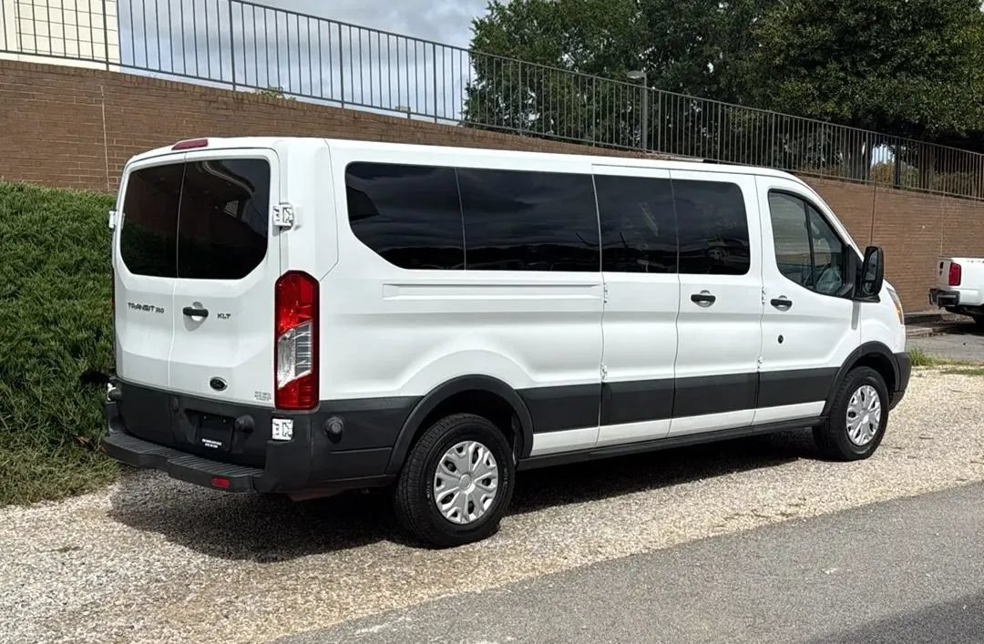Used 2015 Ford Transit 350 XLT RWD image 6