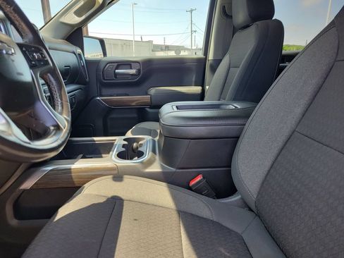 Used 2021 Chevrolet Silverado 1500 RST w/ Z71 Off-Road Package AWD/4WD image 19