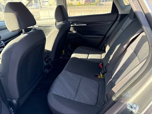 Used 2025 Kia Seltos LX AWD/4WD image 7