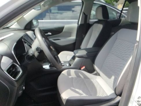 Used 2023 Chevrolet Traverse LT w/ LPO, Floor Liner Package AWD/4WD image 6