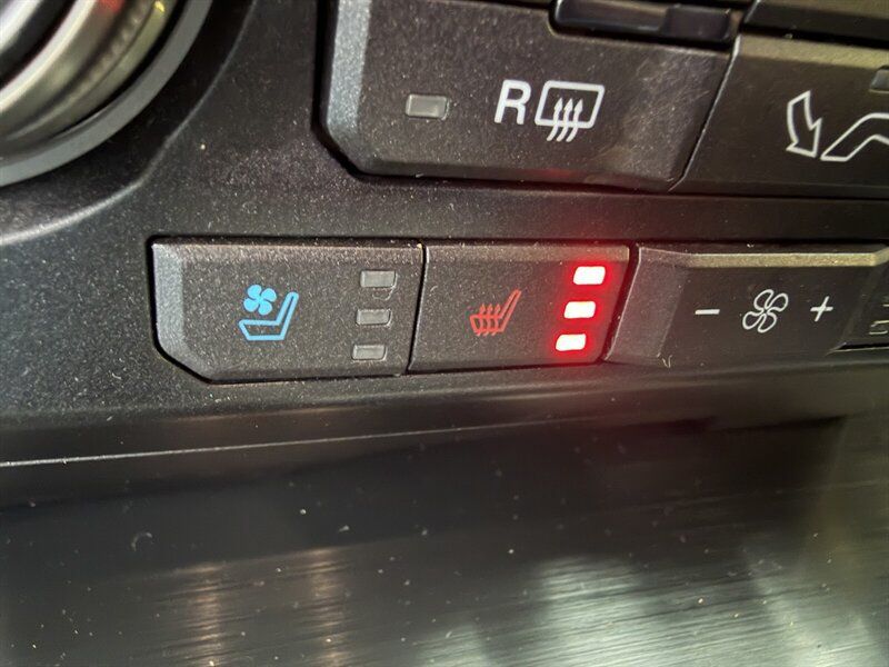 Used 2019 Ford F150 Raptor w/ Equipment Group 802A Luxury AWD/4WD image 30