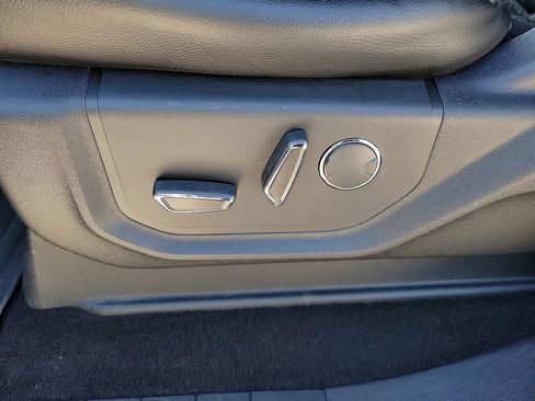 Used 2019 Ford F250 Lariat w/ Chrome Package AWD/4WD image 20