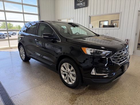 Used 2023 Ford Edge Titanium w/ Cargo Accessory Package AWD/4WD image 6