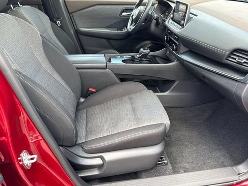 Used 2023 Nissan Rogue SV FWD image 13