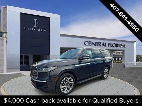 New 2026 Lincoln Navigator Premiere AWD/4WD image 8