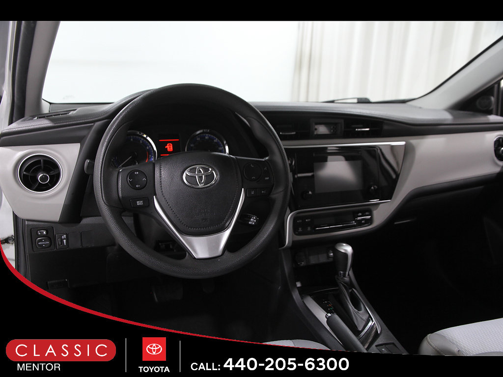 Used 2018 Toyota Corolla LE FWD image 6