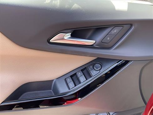 New 2025 Chevrolet Equinox ACTIV w/ Safety and Technology Package image 21