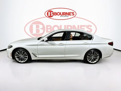 Used 2023 BMW 530i xDrive w/ Premium Package AWD/4WD image 9