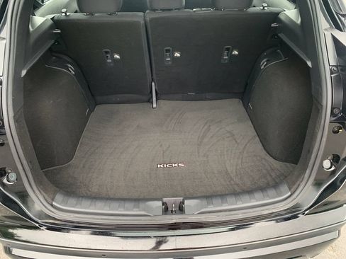 Used 2022 Nissan Kicks S FWD image 24