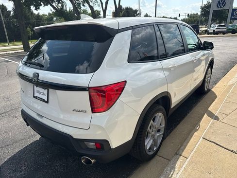 Used 2024 Honda Passport EX-L image 6