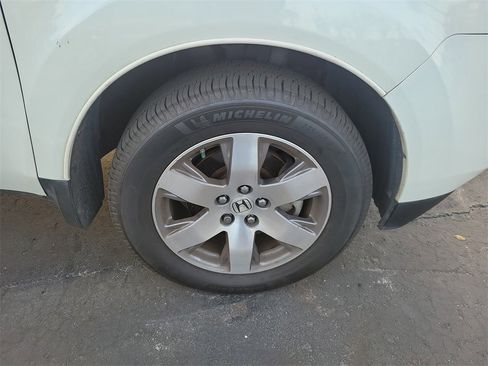 Used 2015 Honda Pilot Touring image 10