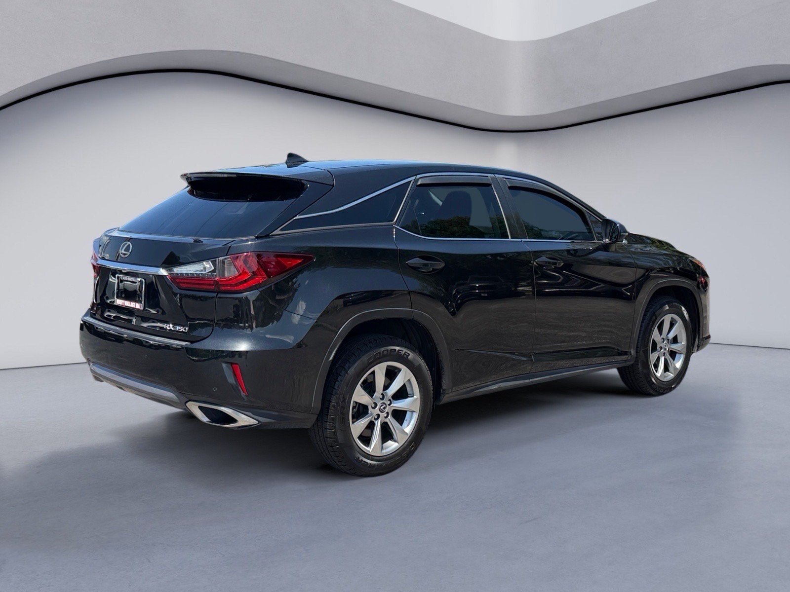 Used 2019 Lexus RX 350 FWD w/ Accessory Package image 5