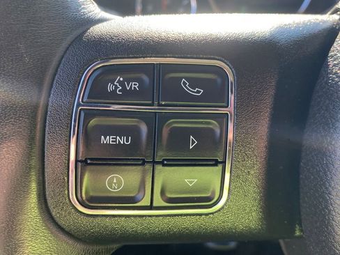Used 2018 Jeep Wrangler Unlimited Sahara w/ Dual Top Group AWD/4WD image 24