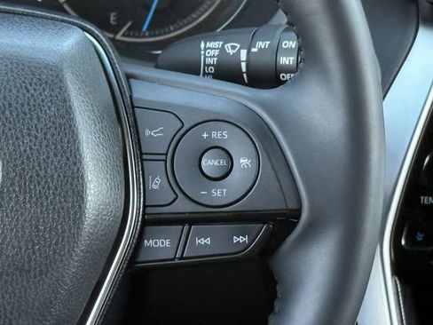 Certified 2024 Toyota Venza Nightshade image 14