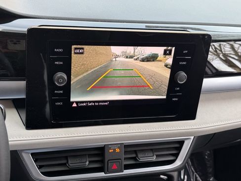 New 2026 Volkswagen Taos SE AWD/4WD image 20