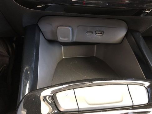 Used 2024 Chevrolet Trax LT w/ Driver Confidence Package image 27