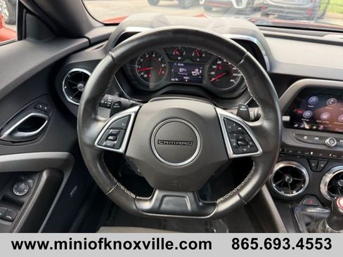 Used 2022 Chevrolet Camaro LT w/ Technology Package RWD image 27