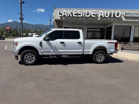 Used 2021 Ford F250 XLT w/ FX4 Off-Road Package AWD/4WD image 5