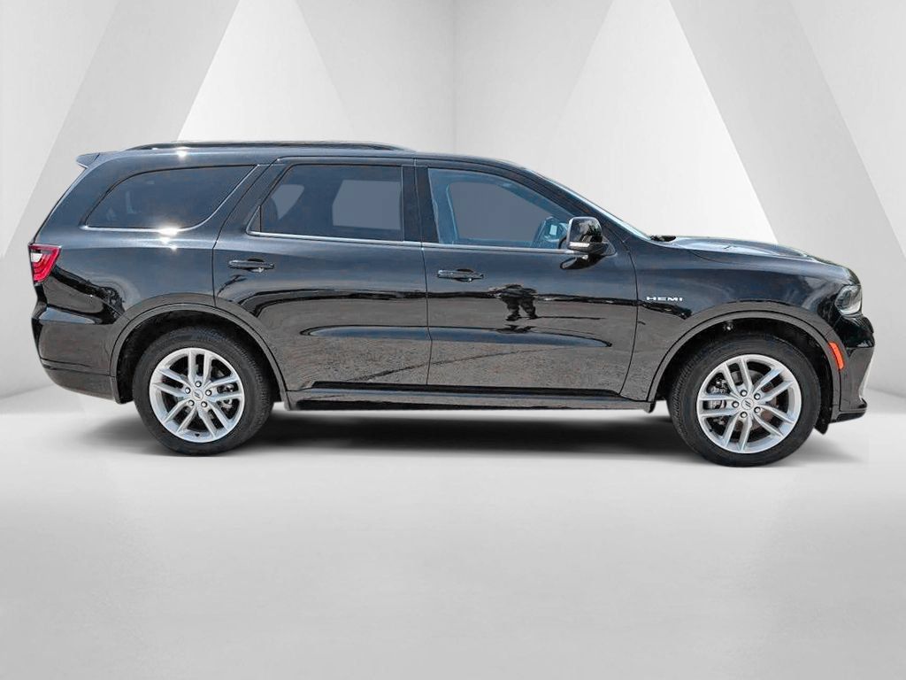 Used 2025 Dodge Durango R/T AWD/4WD image 8