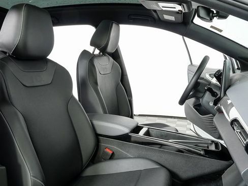 Certified 2023 Volkswagen ID.4 S image 18